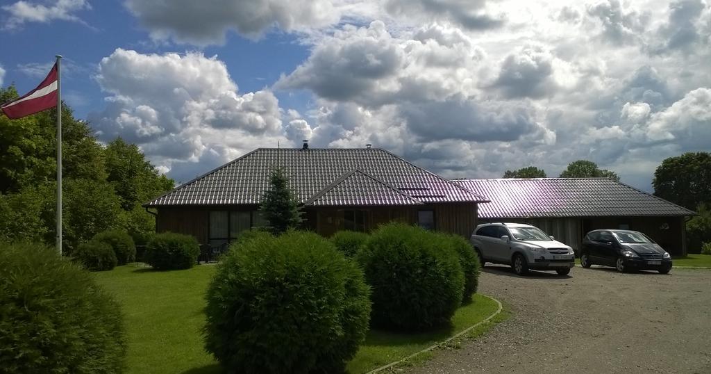 Viesumaja Kuncisi Murjanos Murjani Kültér fotó